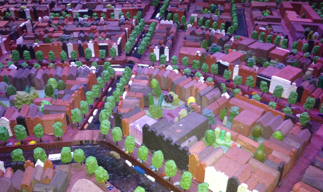 Close up of the model of the streets and canals around the canal belt