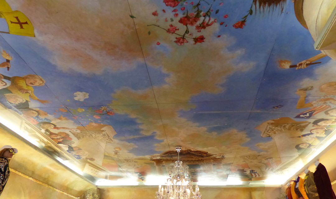 Faux trompe l’oeil ceiling